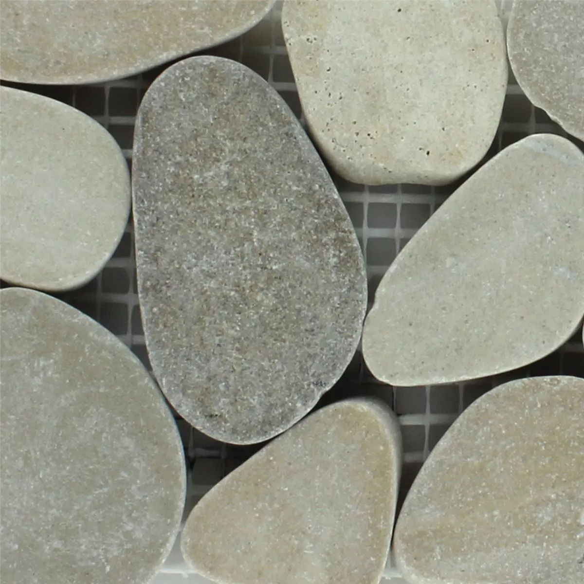 Flusskiesel Bordüre 10x30cm Beige Pebbles 4 Flusskiesel Bordüre 10x30cm Beige Pebbles – Bild 2