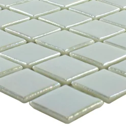 Glasmosaik Perlmutteffekt Ingolstadt Weiß Quadrat 20