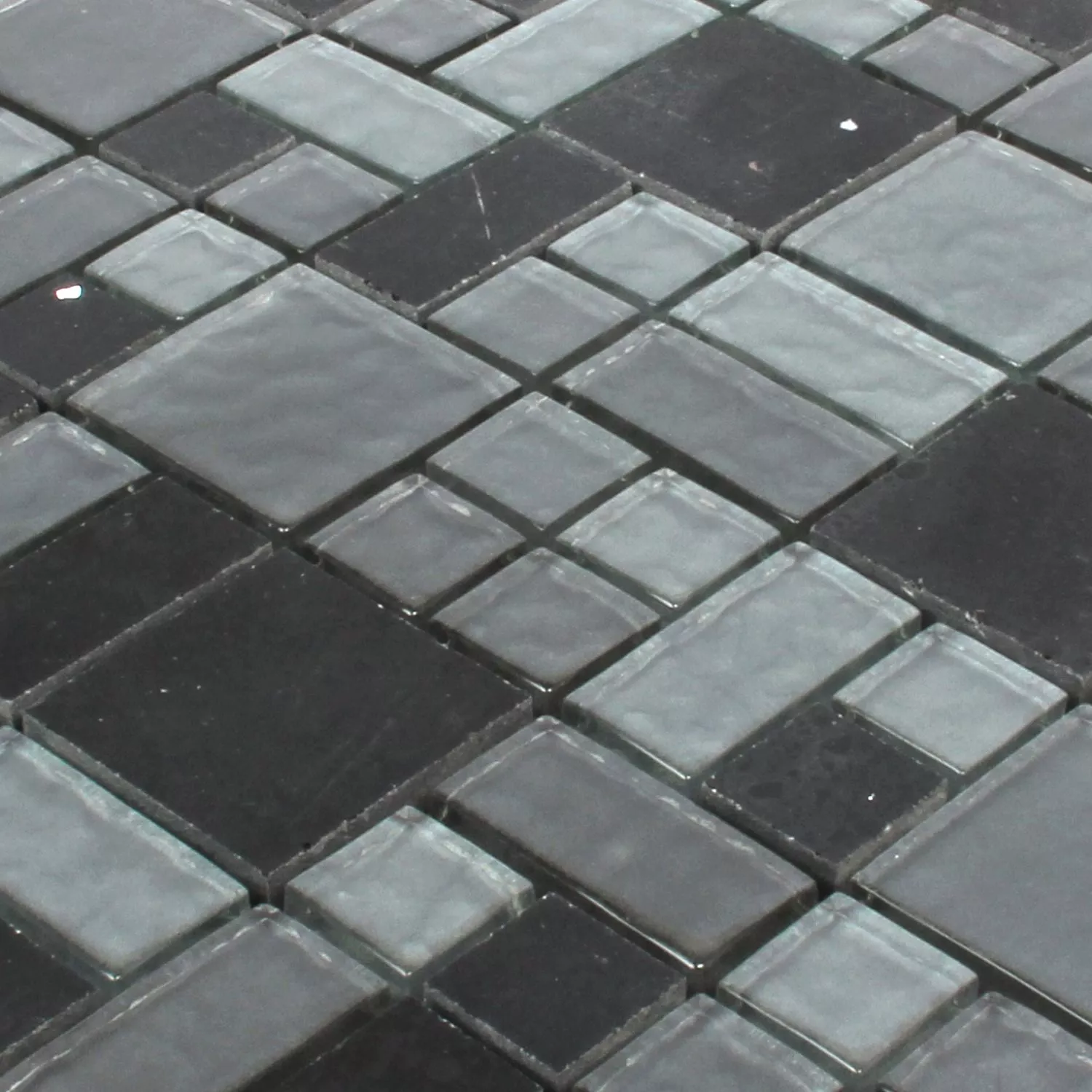 Mosaikfliesen Lauria Glas Kunststein Schwarz 4 Mosaikfliesen Lauria Glas Kunststein Schwarz – Bild 2