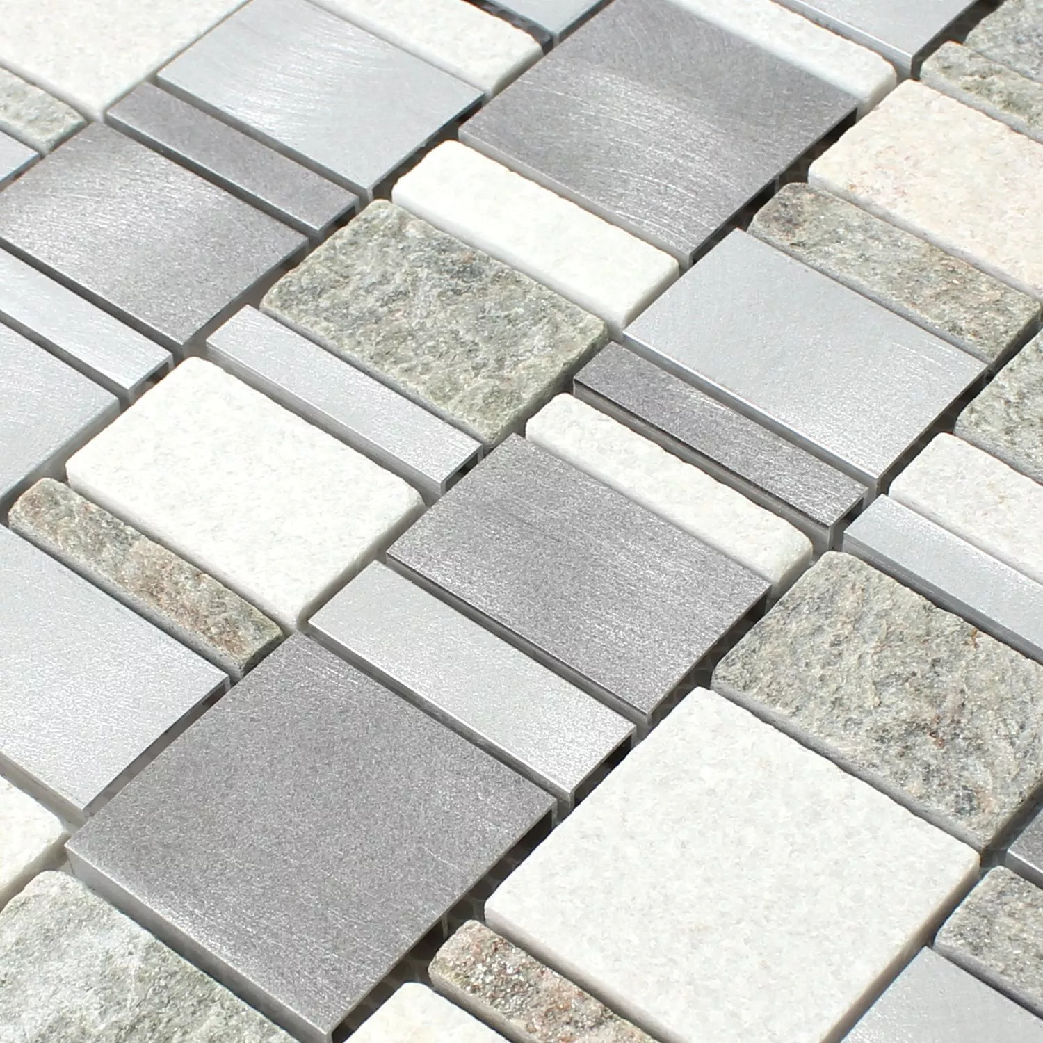 Mosaikfliesen Metall Naturstein Mix 4 Mosaikfliesen Metall Naturstein Mix – Bild 2