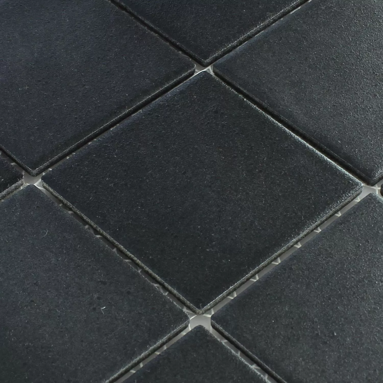 Mosaikfliesen Pilamaya Schwarz Rutschhemmung R10 Q98 5 Mosaikfliesen Pilamaya Schwarz Rutschhemmung R10 Q98 – Bild 3