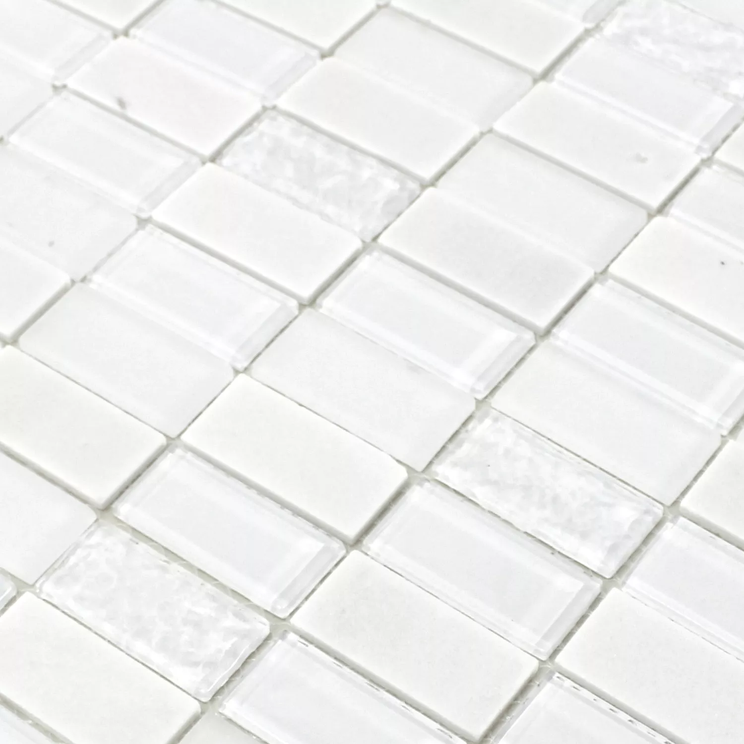 Selbstklebende Mosaik Naturstein Glas Mix Weiss Poliert 4 Selbstklebende Mosaik Naturstein Glas Mix Weiss Poliert – Bild 2